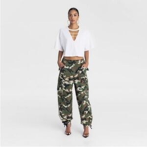 KBB by KAHLANA Target M Medium Mid-Rise Straight Leg The Cargo Jogger Camo Pant